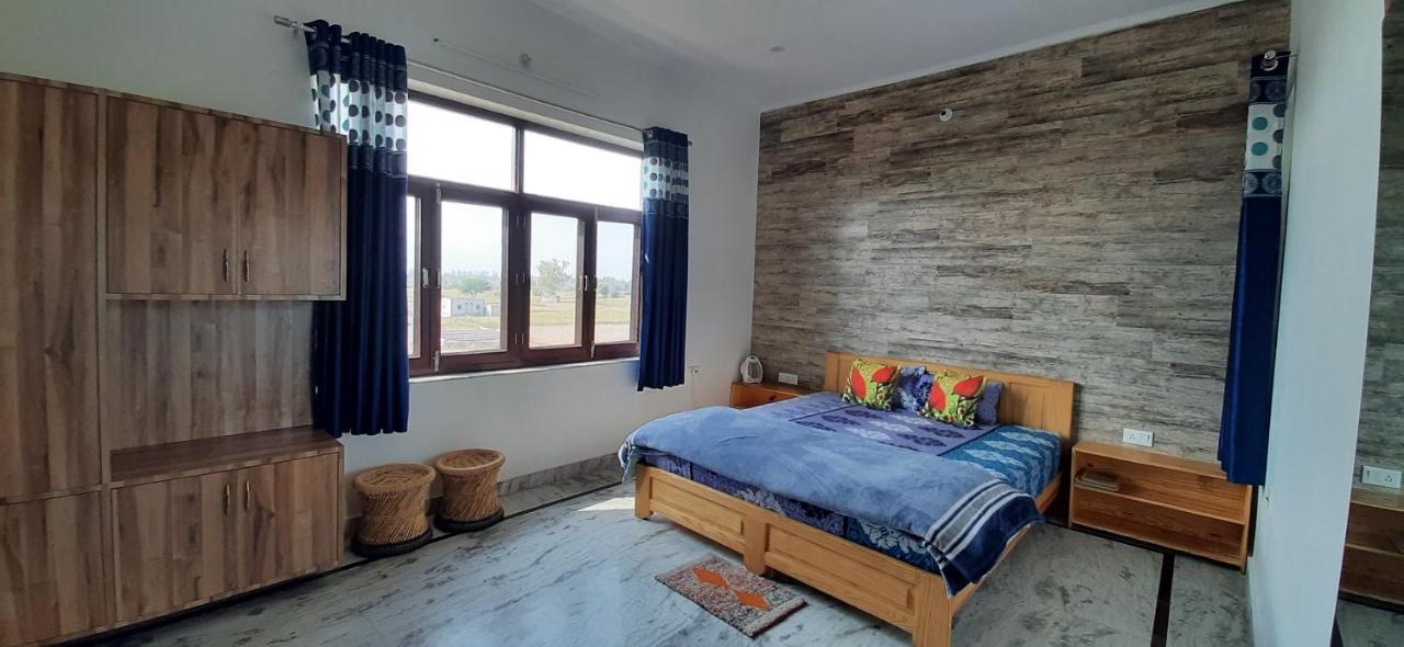 Ibishouse Farm Stay Бхаратпур Экстерьер фото